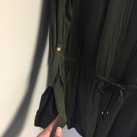 3/4 Sleeve Green Viscose Romper with Pockets- H&M - Picture 6 of 8